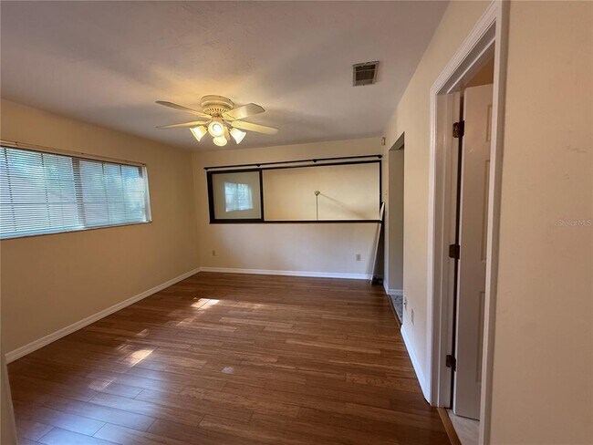 Building Photo - 5721 SW 10th Pl