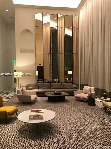 Building Photo - 801 S Miami Ave