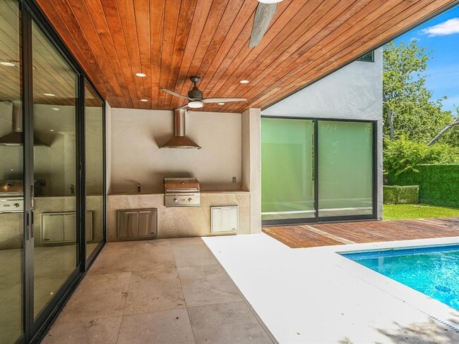 Building Photo - 1601 Barn Swallow Dr