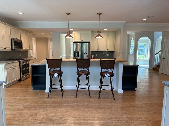 Building Photo - 1308 Boardwalk Way