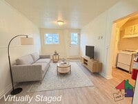 Building Photo - 2 Bedroom- Pet Friendly in Winooski!