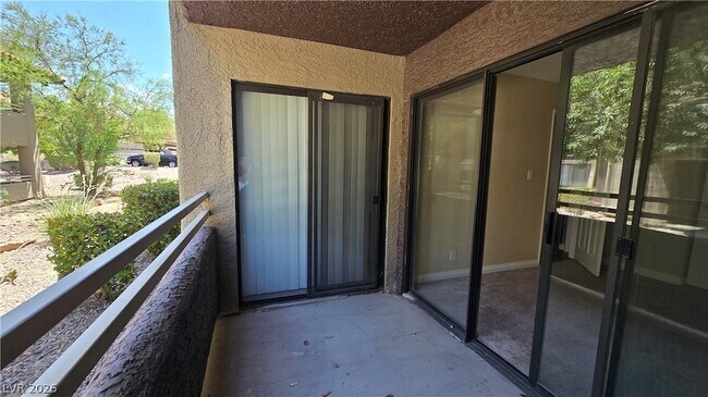 Building Photo - 5002 S Rainbow Blvd