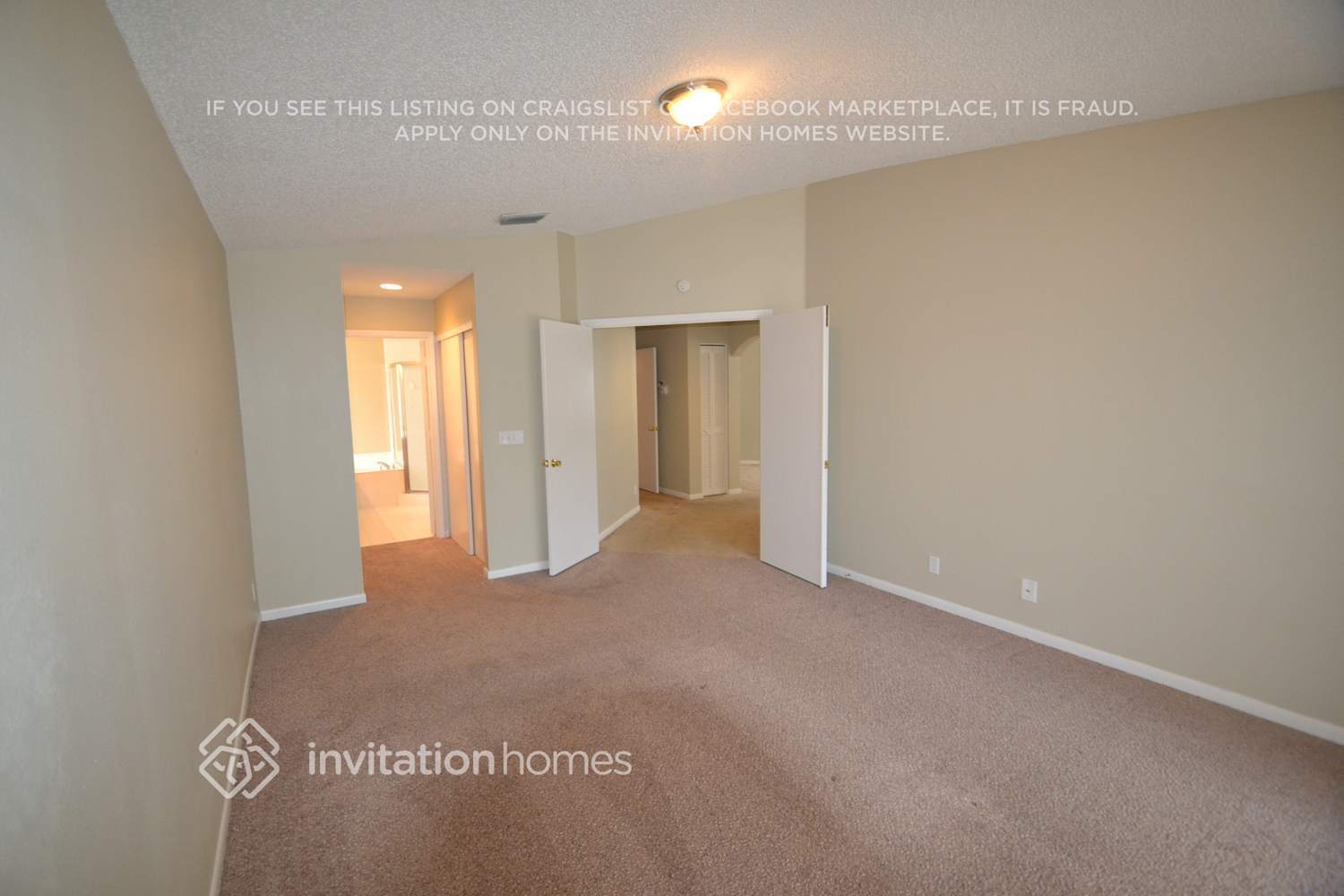 Building Photo - 1796 S Club Dr