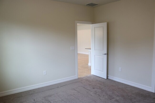 Building Photo - 667 La Mancha Dr