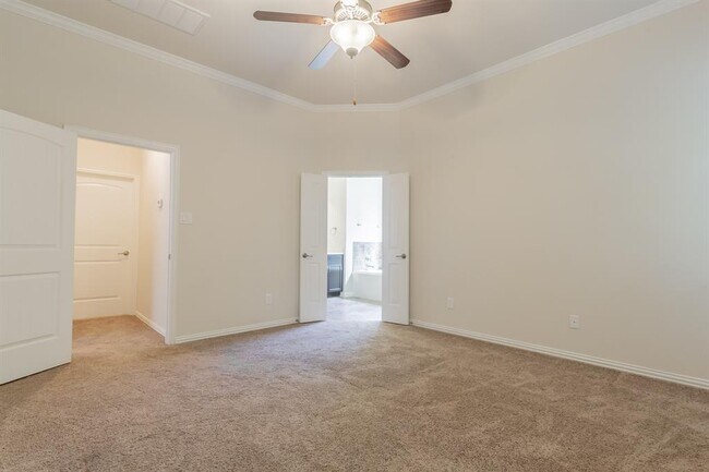 Building Photo - 5 Iris Arbor Ct