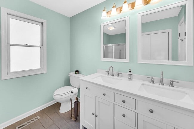 Building Photo - 2848 W 64th Ct