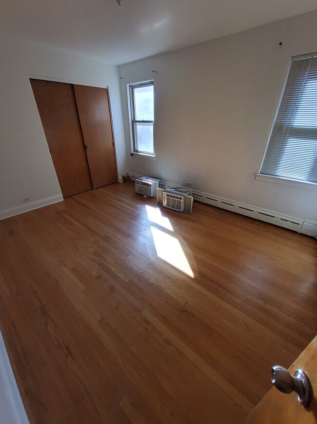 3rd Bedroom - 6104 N Campbell Ave