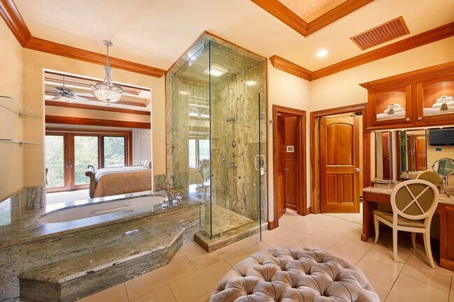 Building Photo - 1774 State Hwy UU