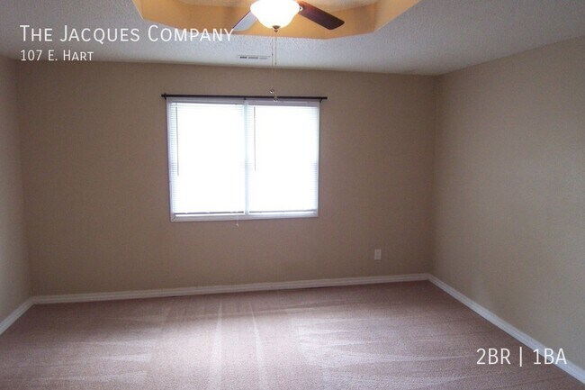 Building Photo - 107 E. Hart-