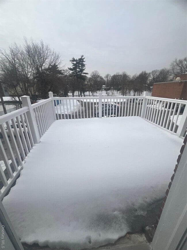 Building Photo - 316 N Corona Ave