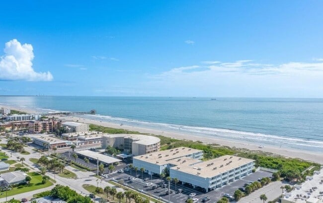 Building Photo - 4800 Ocean Beach Blvd