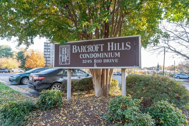 Building Photo - 1 Bed 1 Bath Condo in Barcroft Hills