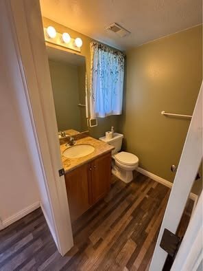 Building Photo - 1639 Talon Dr