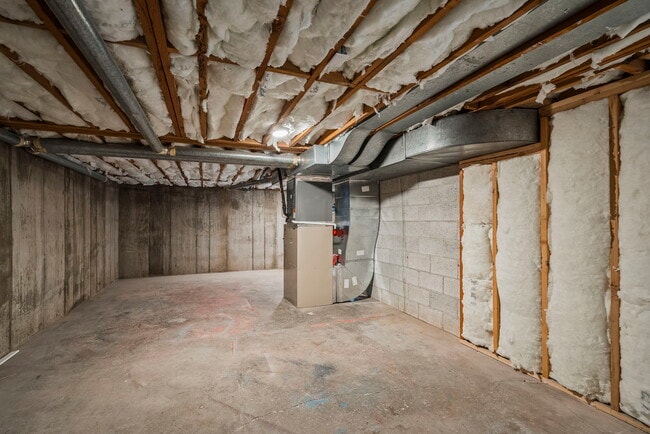 Building Photo - 2315 Armstrong Ln