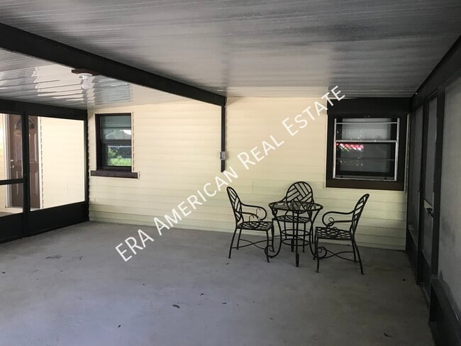 Building Photo - 507 Fir Ave