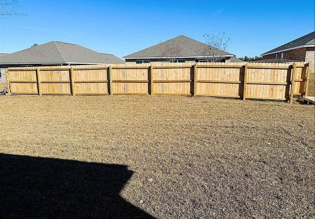 Building Photo - 2495 Arbordale Lp