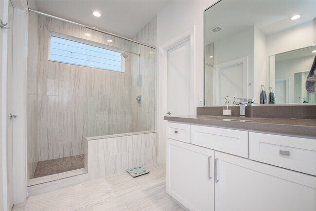 Building Photo - 2717 Eado Grove Ln