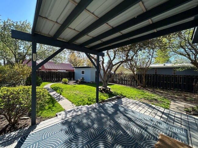 Building Photo - Charming 2 Bedroom Home in Downtown Ellensburg