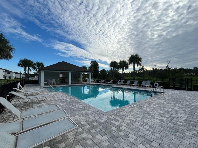 Building Photo - 3277 Vesara Dr