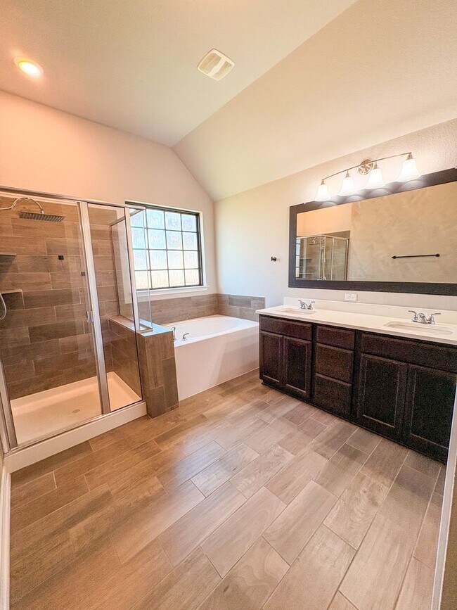 Building Photo - 1218 Amber Dawn Dr