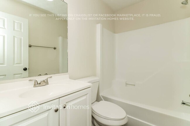 Building Photo - 322 Dillon Dr