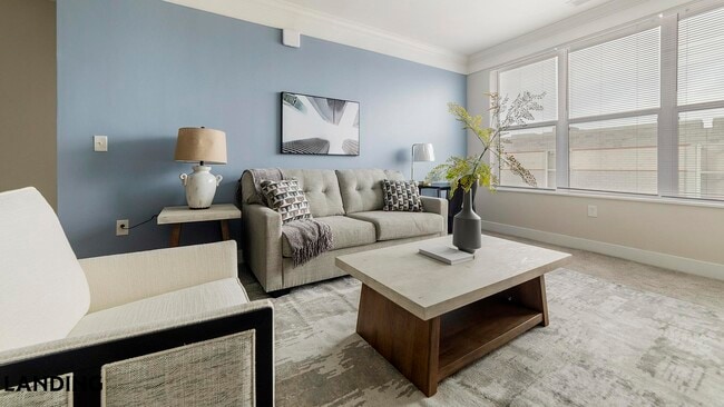 Building Photo - 1494 N High St