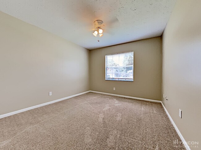 Building Photo - 1107 Melrose Street Seffner FL