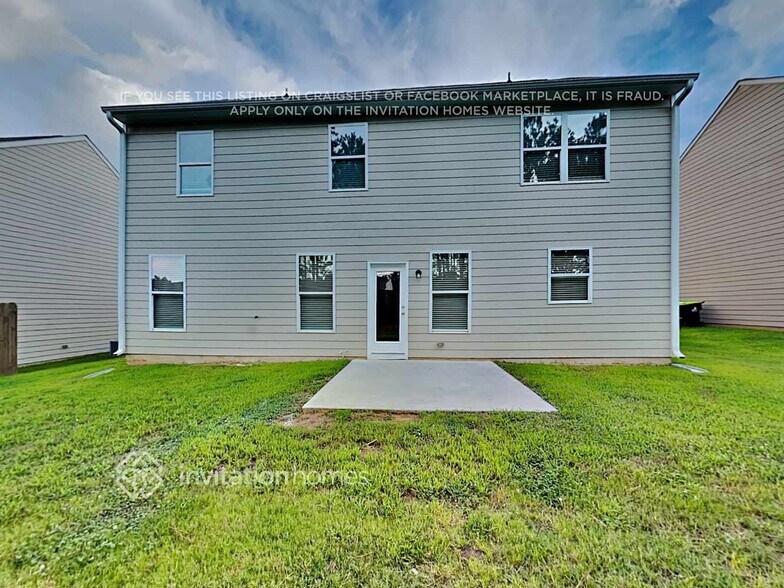 Building Photo - 112 Lantana Crossing