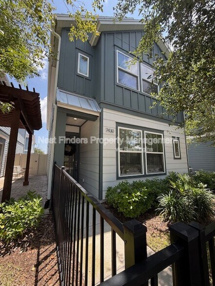 Building Photo - 7430 Beach Walk Place