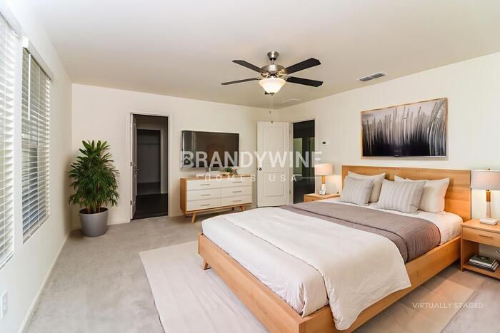 Building Photo - 534 Otway Lp