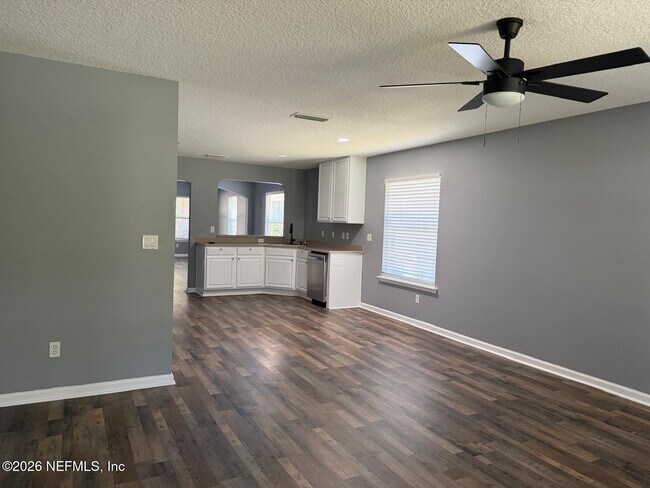 Building Photo - 3886 Pebble Brooke Circle South