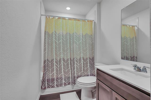 Building Photo - 1208 Community Way