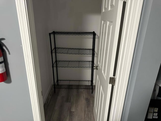 Building Photo - 12005 S La Salle St