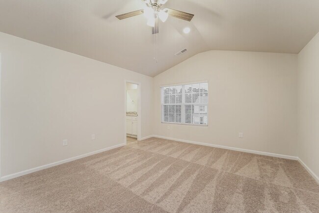 Building Photo - 8050 Moose Crk Dr