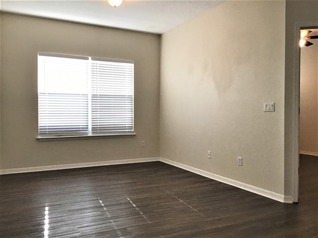 Building Photo - 12627 Lake Sawyer Dr