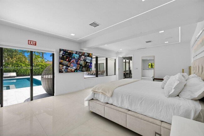 Building Photo - 1117 Adams St