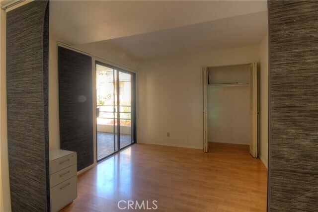 Building Photo - 400 N Louise St