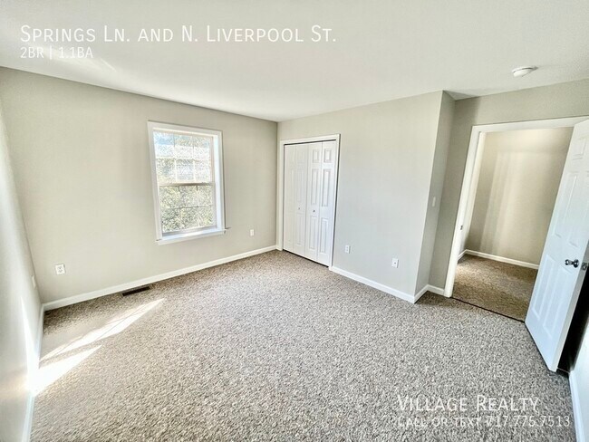 Building Photo - 155 Springs Ln