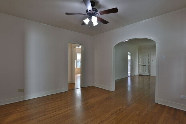 Building Photo - 3124 Jarrard St