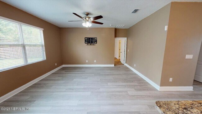 Building Photo - 65061 Lagoon Forest Dr