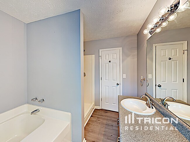 Building Photo - 180 Iris Glen Dallas GA