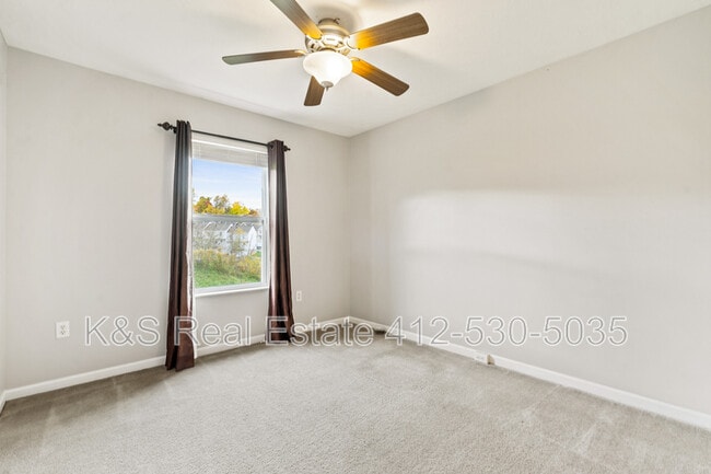 Building Photo - 2711 Canterbury Dr