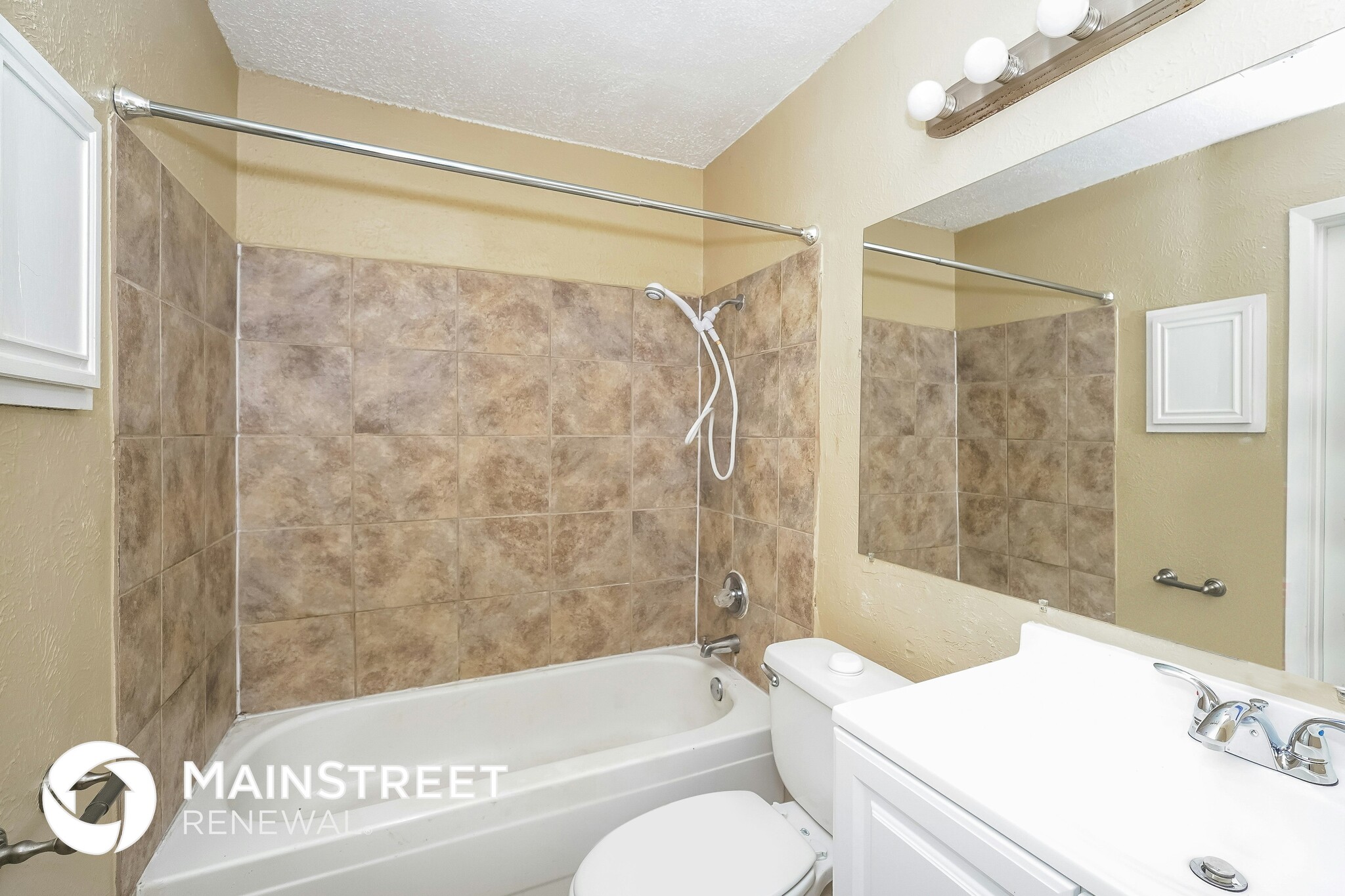 Building Photo - 7305 Shadow Bend Dr