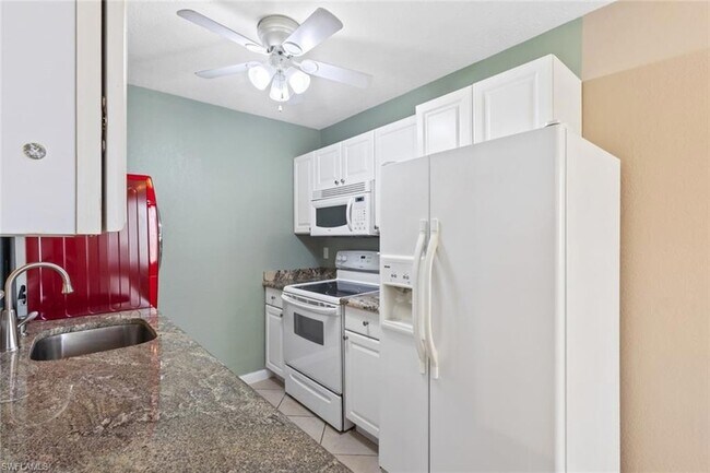 Building Photo - 4629 Bayshore Dr