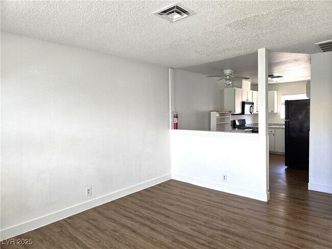Building Photo - 1708 Cordoba Ln
