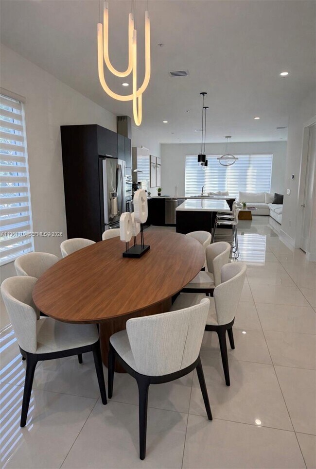 Building Photo - 6671 NW 105th Ave