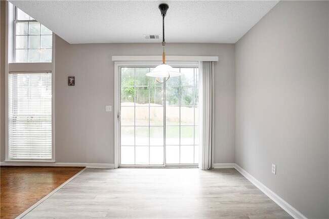 Building Photo - 140 Aucilla Ln