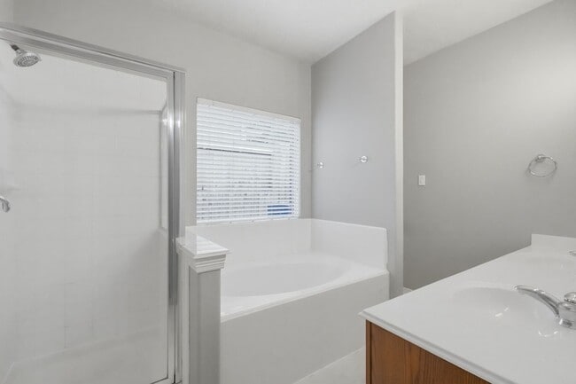 Building Photo - 2313 Perkins Crossing Dr