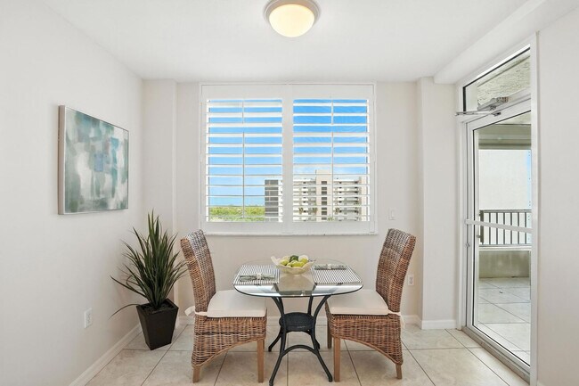 Building Photo - 25 Bluebill Ave