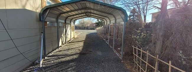 Building Photo - Charming 2-Bed Pueblo West Home with Vintage Character & Covered Parking